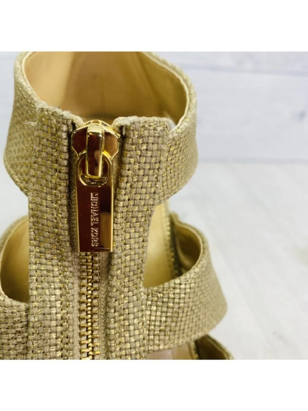 Michael Kors BERKLEY Gold Metallic Canvas Zip Jute Trim Platform Sandal Sz 9.5 M